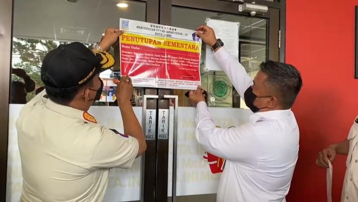 Penyegelan McD Jambi