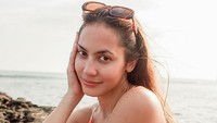 Pevita Pearce juga disebut baru dari Bali untuk liburan. Foto: dok instagram