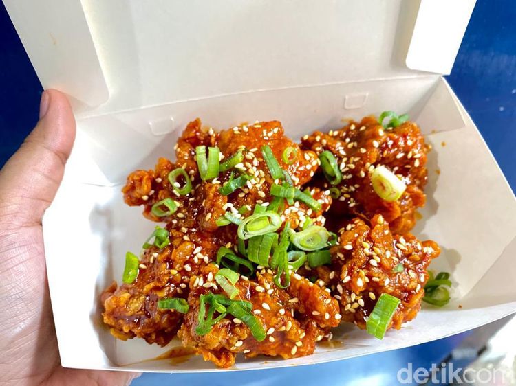 Cita Rasa Jajanan Korea Sederhana yang Diracik di Kamar Kos