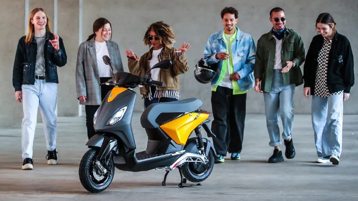 Skuter listrik Piaggio One Skuter listrik Piaggio One