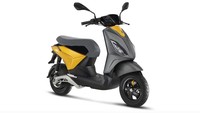 Tak hanya itu, Piaggio juga mengklaim jika skuter listriknya bisa menjalani konektivitas smartphone melalui aplikasi khusus, dan akan memiliki fitur seperti pelacakan jarak jauh, diagnostik skuter, dan masih banyak lainnya. Foto: Piaggio
