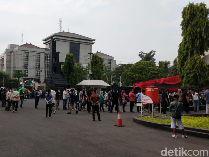 Suasana kantor Pemprov Jateng yang menggelar vaksinasi Corona, Rabu (9/6/2021).