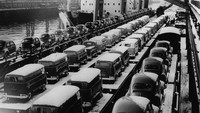 Saat berbicara Volkswagen (VW), pasti tertuju dengan dua model legendarisnya, yakni Beetle (kodok) atau Kombi.   