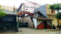 Dari 5 korban, tiga di antaranya harus dilarikan ke RSUD Kota Malang untuk mendapat penanganan medis. Sementara dua orang lainnya mengalami luka ringan. Kasatreskrim Polresta Malang Kota Kompol Tinton Yudha Riambodo mengatakan  keterangan korban beserta saksi-saksi diharapkan nantinya bisa mengungkap motif mereka loncat dari tempat penampungan tersebut. Namun hingga saat ini, belum diketahui motif dari kelima calon TKW tersebut kabur dari PJTKI tersebut.