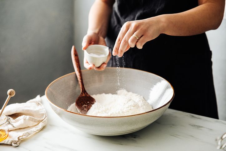 7 Cara Mengusir Semut dengan Mudah Pakai Bahan Alami