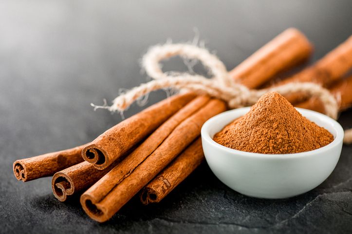 7 Cara Mengusir Semut dengan Mudah Pakai Bahan Alami