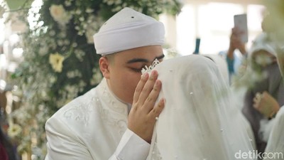 Halal! Ciuman Pertama Ameer Azzikra ke Nadzira Shafa