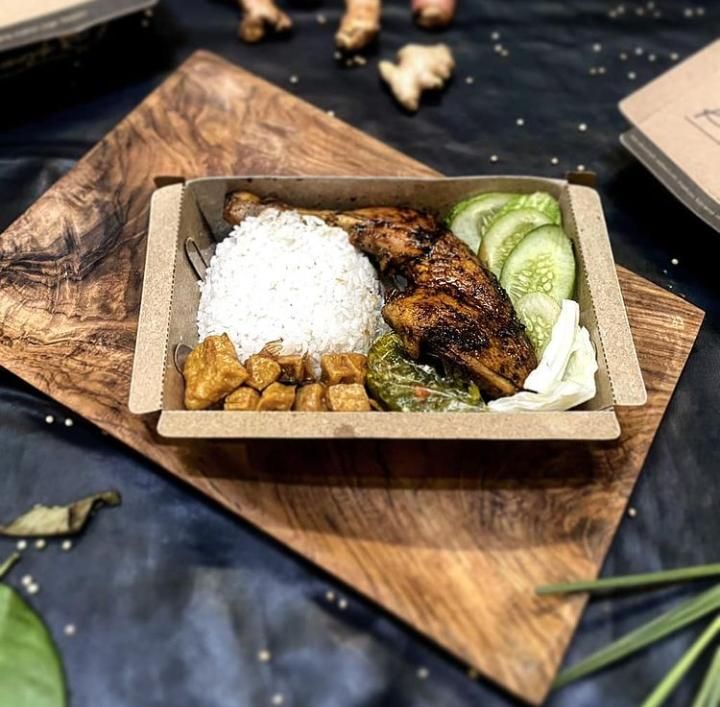 Wargi Bandung! Ini 5 Tempat Makan Ayam Bakar Enak untuk Dicoba