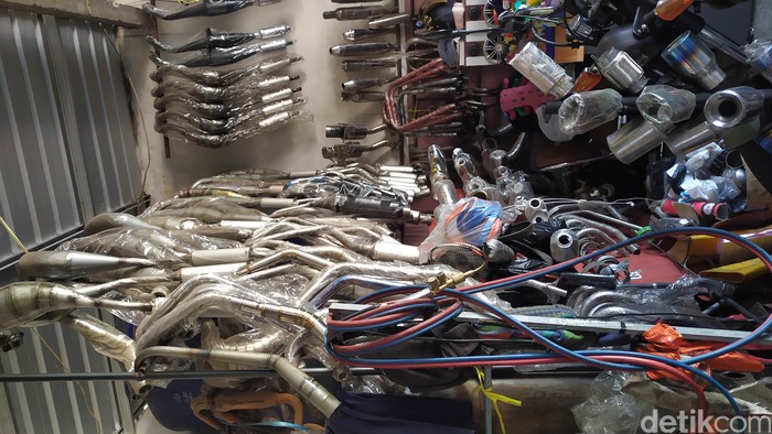 Bengkel reparasi knalpot di Garut