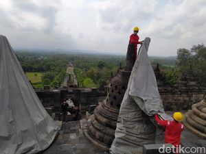 Pasca Erupsi Merapi, Terpal Penutup Borobudur Dibuka Kembali