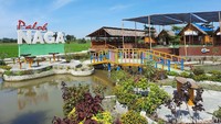 Siapa sangka, Desa Wisata Denai Lama yang digandrungi wisatawan dulunya hanyalah perkampungan sepi yang gelap dan becek. Menurut penuturan warga di sana, desa mereka sampai dijuluki sebagai tempat jin buang anak karena kondisinya yang kurang bersahabat.