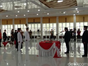 Lantik Bupati Nias, Gubsu Edy Soroti Masih Banyak Sekolah yang Tak Layak