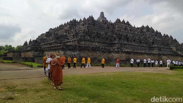 Momen Hari Uposatha di Candi Borobudur, Kamis (10/6)