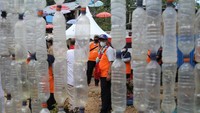 Rumah Kelola Sampah (RKS) PT PELNI merupakan wujud nyata BUMN Untuk Indonesia yang ditujukan untuk pemberdayaan masyarakat dalam mengelola sampah rumah tangga, termasuk sampah dari Kapal PELNI untuk diubah menjadi barang bernilai jual baik itu pupuk organik maupun handicraft.  