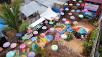 RKS Kampung PELNI Baubau adalah program RKS ketiga yang di inisiasi oleh PT PELNI dengan menggandeng GMC Foundation yang juga ikut serta pada dua program RKS sebelumnya. Kota Baubau ini juga dipilih karena trayek kapal PELNI yang menyinggahi Baubau salah satu yang terbanyak dengan okupansi penumpang yang selalu ramai. Selain itu, permasalahan sampah di Kota Baubau juga terbilang cukup tinggi  