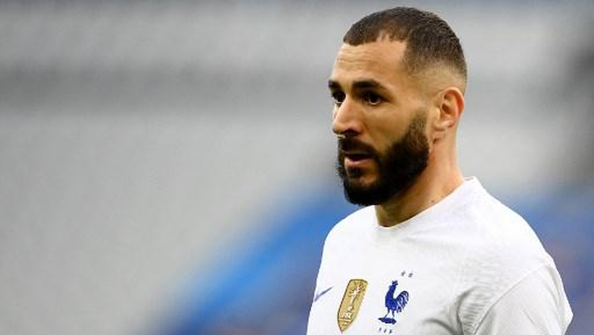 Karim Benzema percaya diri memenangkan Ballon dOr 2021. (Foto: AFP/FRANCK FIFE)