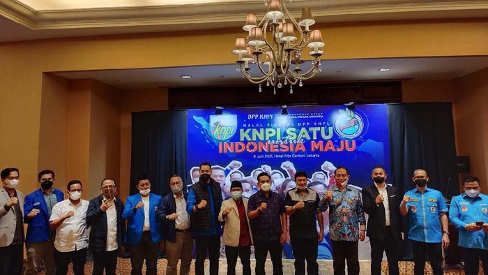 KNPI Gelar Halal Bihalal DPP KNPI gelar halal bihalal di Jakarta, Rabu (9/6). Komite Nasional Pemuda Indonesia (KNPI) akan menggelar kongres bersama.