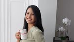 Momen Ngopi Maudy Ayunda yang Lulus S2 di Stanford Univeristy!