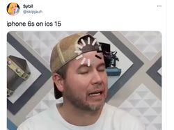 Meme Kocak iPhone 6S Nggak Kuat Dapat iOS 15