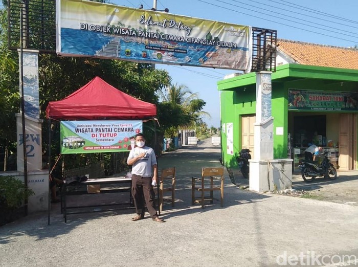 Pantai Cemara Cianjur ditutup sementara akibat pedagang positif Corona
