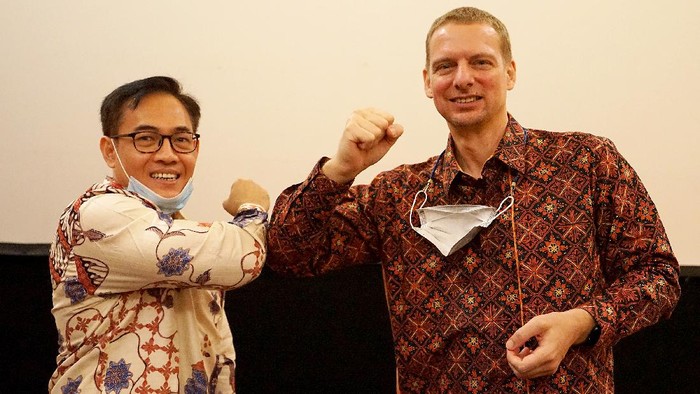 Dalam rangka mengembangkan industri ekonomi syariah, PT Sompo Insurance Indonesia (Asuransi Sompo) mengumumkan kerja sama dengan PT Bank Muamalat Indonesia Tbk, salah satu bank Syariah terkemuka di Indonesia hari ini.