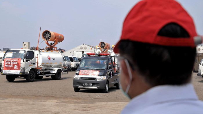 PMI akan sterilisasi seluruh sekolah di Indonesia jelang pembelajaran tatap muka (PTM) di berbagai wilayah RI. Sterilisasi dilakukan guna cegah virus Corona.