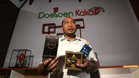 Perkebunan Kendeng Lembu penghasil biji kakao itu selain mengekspor sebagian hasil panennya ke Jerman juga mampu memproduksi berbagai varian coklat untuk memperkenalkan Dusun kakao sebagai tempat wisata dan edukasi.