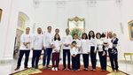 Momen Kebersamaan Yasonna Laoly dengan Istri dan Keluarga