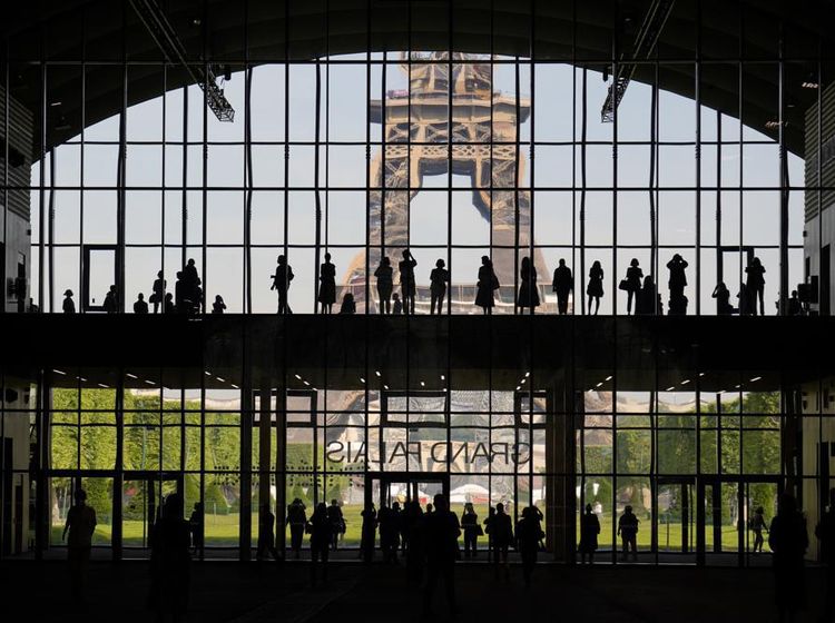 Foto Prancis yang Amat Rindu Turis