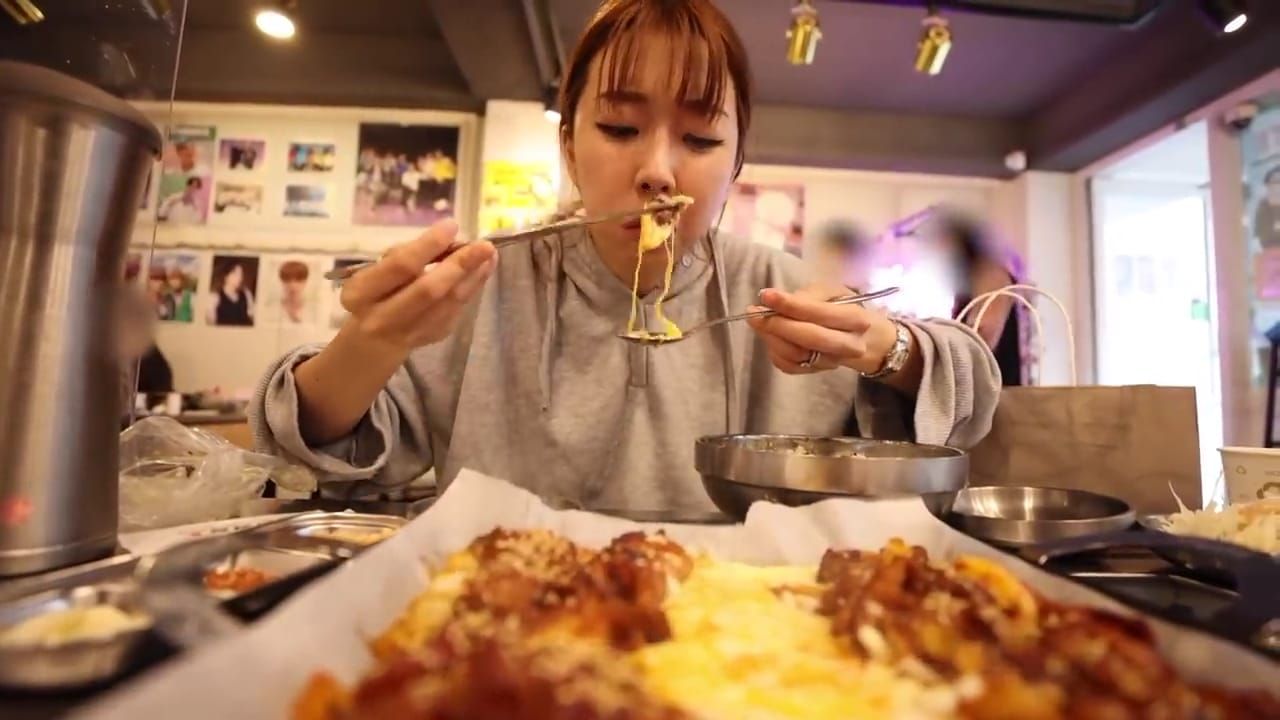 Mengintip Restoran Favorit Jungkook BTS di Busan, Apa Menunya?