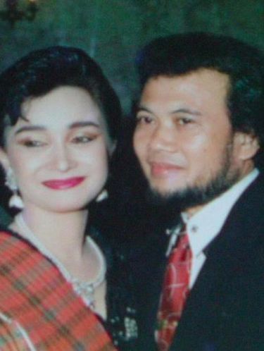 Rhoma Irama dan Ricca Rachim Rhoma Irama dan Ricca Rachim
