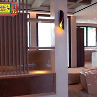 Rumah baru Al, El, dan Dul berada tepat di belakang rumah Maia Estianty di kawasan Pejaten, Jakarta Selatan. Sembari menunggu rumah tersebut rampung dibuat, Maia dan suaminya, Irwan Mussry, mengajak Al, El, dan Dul melakukan inspeksi dadakan. Maia mengabadikan momen tersebut dalam sebuah video yang diunggah di kanal YouTube-nya. (Foto: YouTube/@Maia Aleldul TV)