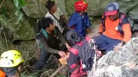 Berjarak 5 meter dari lokasi jaket, Eva ditemukan. (Foto: dok. Basarnas Makassar)