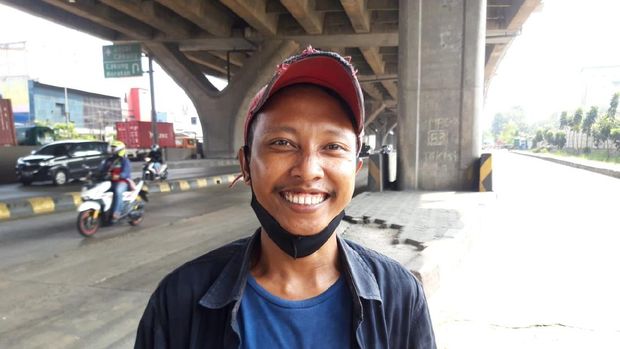 Warga sekitar Jl Raya Cilincing, Akbar