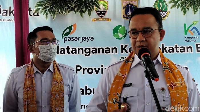Anies Baswedan dan Ridwan Kamil di Sumedang