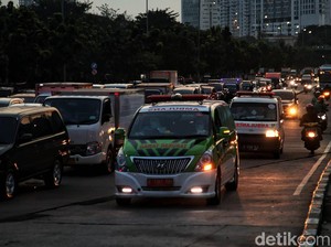 Saat Evakuasi Pasien Naik 9 Kali Lipat Gegara Corona di DKI Meningkat