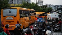 Koordinator Humas RSD COVID-19 Wisma Atlet Letkol TNI Laut M Arifin mengatakan dalam sepekan terakhir pasien COVID yang masuk ke Wisma Atlet memang ramai.
