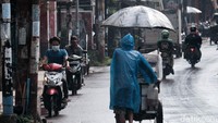 Sanksi cabut SIM bisa menanti para pelanggar lalu lintas tersebut.