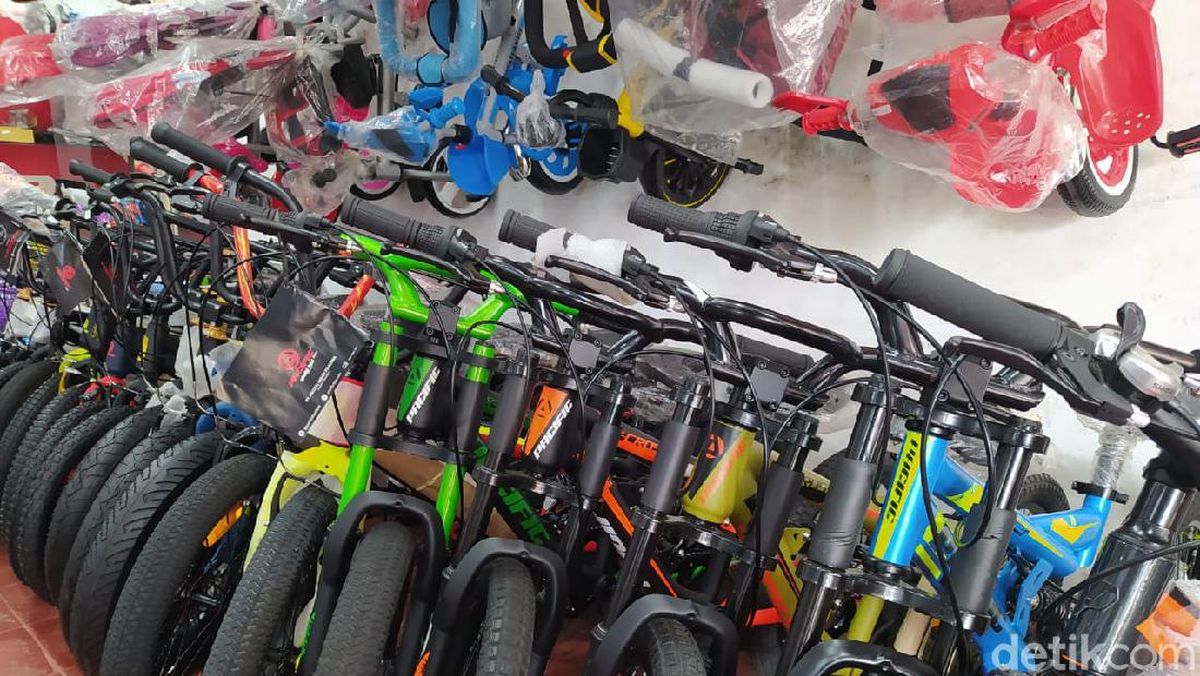 Pembelinya Merosot Harga Sepeda Mulai Diobral