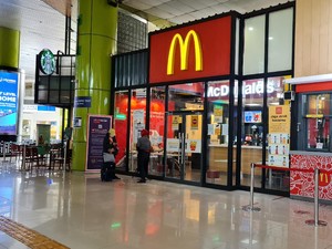 Sempat Ditutup Imbas Kerumunan BTS Meal, Gerai McD di Jakpus Kembali Buka