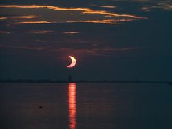 Indahnya Gerhana Matahari Cincin Api di Berbagai Negara