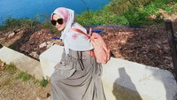 Nama Ghaida Tsurayya, putri sulung Aa Gym dan Teh Ninih pun ikut disangkutpautkan dengan kabar ini. Ghaida jadi sorotan usai menunjukkan sikap santun usai disinggung masalah orang tuanya.