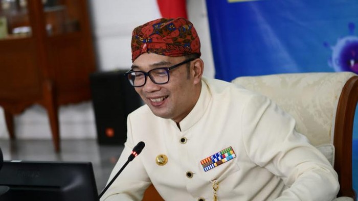 Gubernur Jabar Ridwan Kamil