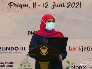 Khofifah Bicara Pentingnya Digitalisasi Ekonomi Saat Buka Rakerwil AMSI Jatim