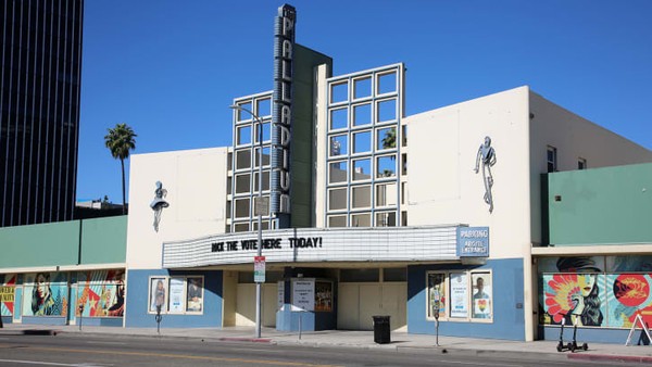 Tim juga melihat bagaimana setiap jalan menumbuhkan rasa kebersamaan, yang mungkin menjadi lebih penting dari sebelumnya setelah pandemi. Sunset Boulevard, Los Angeles, AS di posisi kelima. Tim juga melihat bagaimana setiap jalan menumbuhkan rasa kebersamaan, yang mungkin menjadi lebih penting dari sebelumnya setelah pandemi. Sunset Boulevard, Los Angeles, AS di posisi kelima.