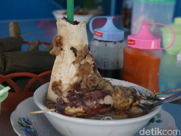Bakso Sotong Unik yang Gurih Hanya Ada di Demak