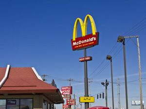 Pelayan McDonalds Tertua di Dunia, Bekerja di Usia 93