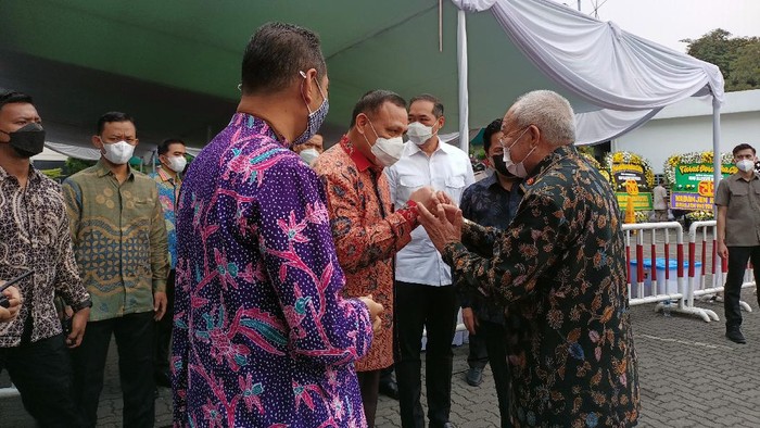 Suasana di rumah duka tempat istri Yasonna disemayamkan (Karin-detikcom)