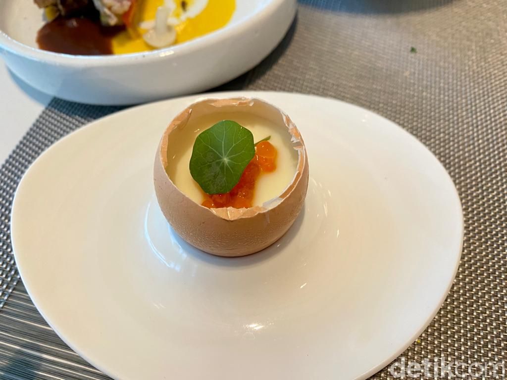 Lobster Thermidor dan Foie Gras Brulee Diracik Chef Jerman di Restoran Ini
