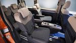 VW Multivan T7 Hybrid Sajikan Ruang Rapat Berjalan